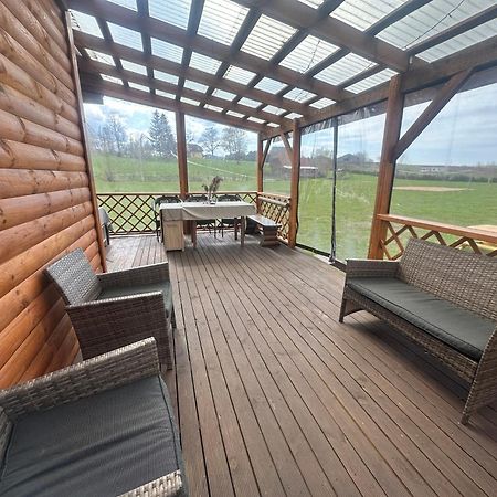 Kundzini Hotell Bīriņi Eksteriør bilde