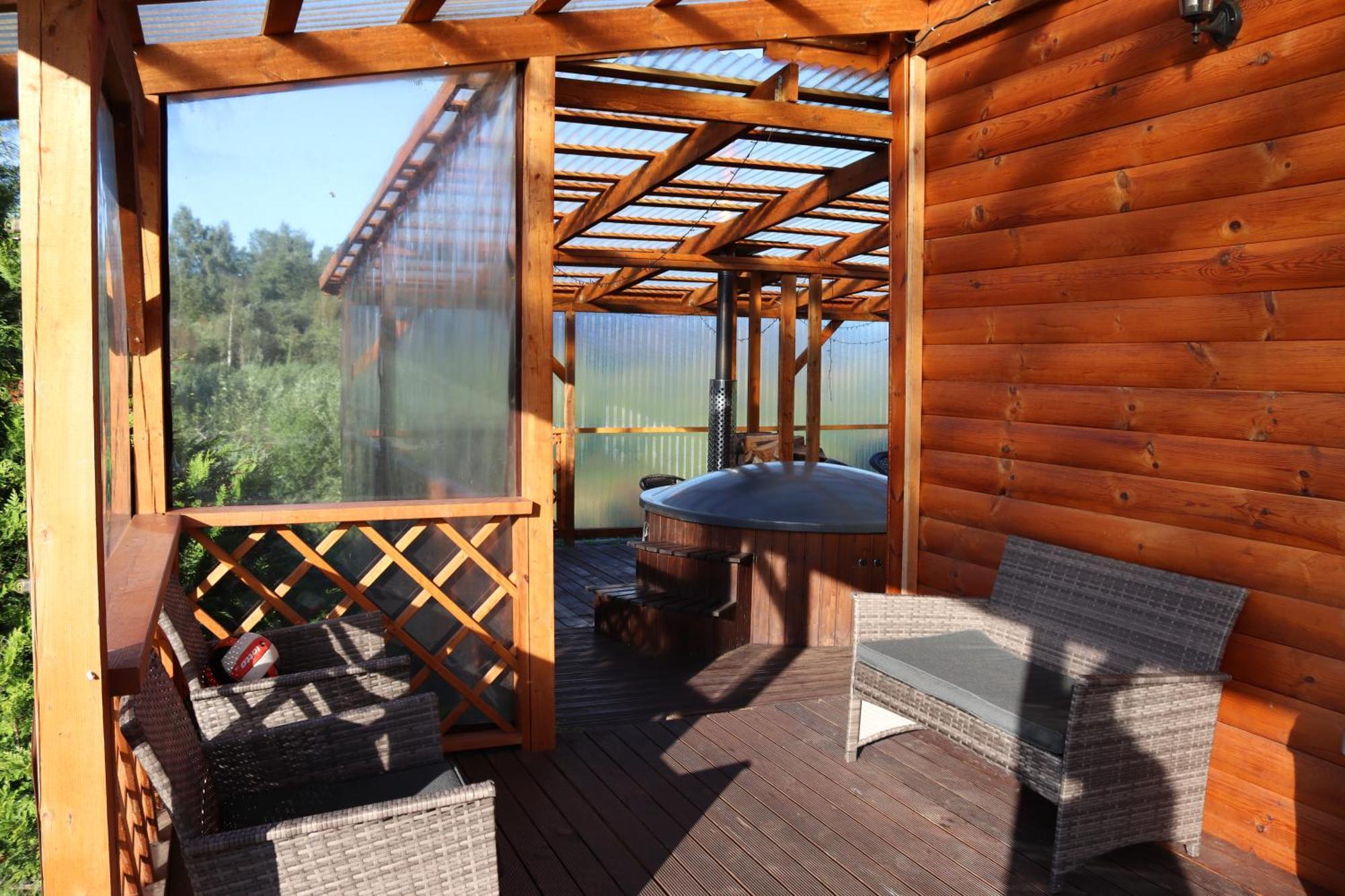 Kundzini Hotell Bīriņi Eksteriør bilde