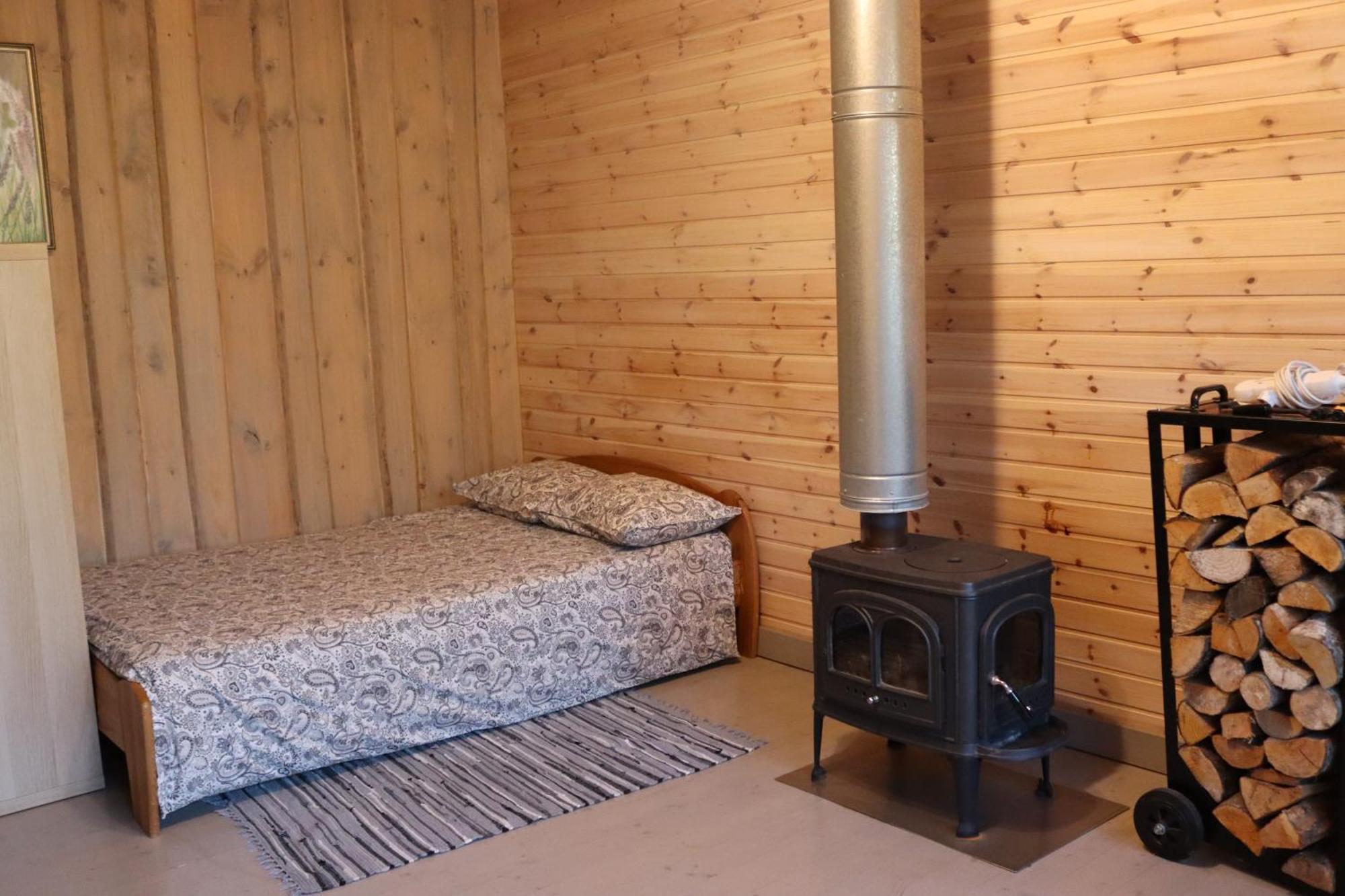 Kundzini Hotell Bīriņi Eksteriør bilde